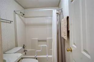 1863 W Schwartz Blvd, Lady Lake, FL 32159 - Photo 17