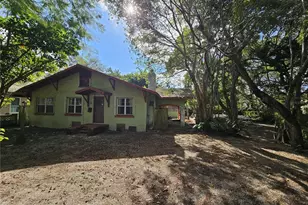 58 NE 48th St, Miami, FL 33137 - Photo 5