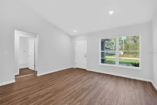 15067 SE 61st Ct, Summerfield, FL 34491 - Photo 9