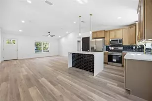 8 Spring Loop Ct, Ocala, FL 34472 - Photo 11