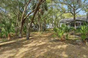 554 W Cherry Laurel Ct, Beverly Hills, FL 34465 - Photo 11