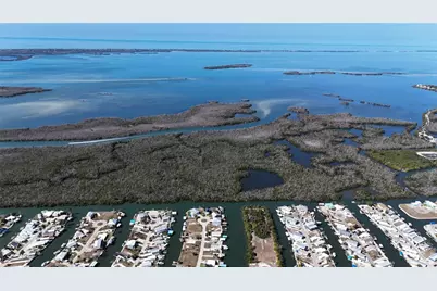 3900 Royal Palm Drive, Saint James City, FL 33956 - Photo 15