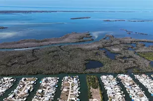 3900 Royal Palm Dr, Saint James City, FL 33956 - Photo 15