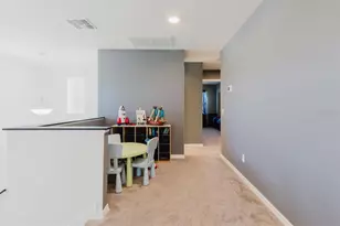 3047 Adams Cross Dr, Zephyrhills, FL 33540 - Photo 13