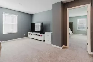 3047 Adams Cross Dr, Zephyrhills, FL 33540 - Photo 17