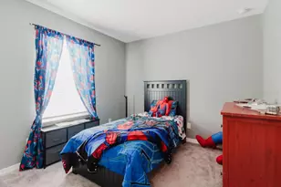 3047 Adams Cross Dr, Zephyrhills, FL 33540 - Photo 15