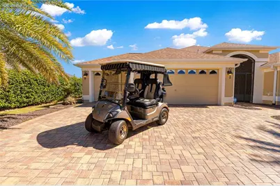 4239 Deskin Lane, The Villages, FL 32163 - Photo 5