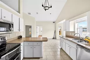 13599 SE 51st Terrace, Summerfield, FL 34491 - Photo 11