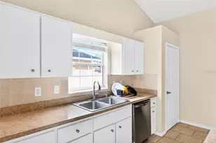 13599 SE 51st Terrace, Summerfield, FL 34491 - Photo 9