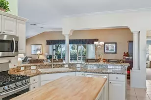 17651 SE 90th Clemson Cir, The Villages, FL 32162 - Photo 11