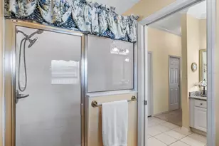 17651 SE 90th Clemson Cir, The Villages, FL 32162 - Photo 23