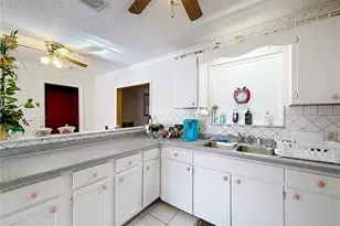 50 SE Spring Loop, Ocala, FL 34472 - Photo 13