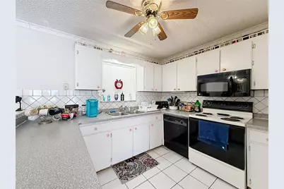 50 SE Spring Loop, Ocala, FL 34472 - Photo 11