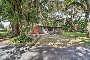 13122 E Hwy 25, Ocklawaha, FL 32179 - Photo 9
