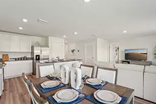 8753 Triumph Cir, Wildwood, FL 34785 - Photo 7