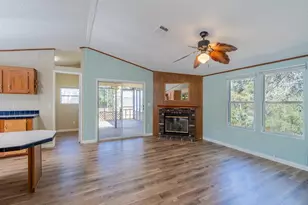 15991 NE 236th Ln, Fort Mc Coy, FL 32134 - Photo 9