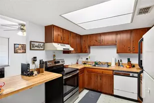 550 Fairways Dr, Ocala, FL 34472 - Photo 13