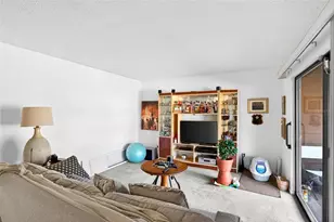 550 Fairways Dr, Ocala, FL 34472 - Photo 7