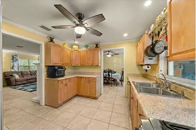 118 W Camelot Drive, Palatka, FL 32177 - Photo 5