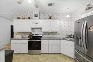 10484 N Burgundy Point, Dunnellon, FL 34433 - Photo 13