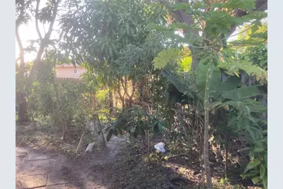 2873 SE 1st Place, Boynton Beach, FL 33435 - Photo 11