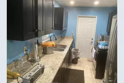 2873 SE 1st Place, Boynton Beach, FL 33435 - Photo 13