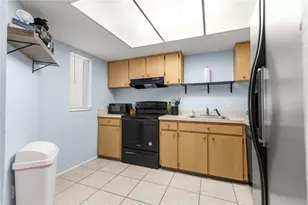 588 Fairways Ln, Ocala, FL 34472 - Photo 9