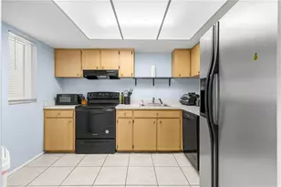 588 Fairways Ln, Ocala, FL 34472 - Photo 11