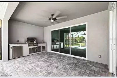 925 NW 9th Avenue, Cape Coral, FL 33993 - Photo 5