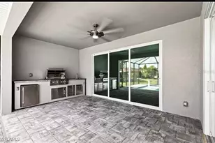 925 NW 9th Ave, Cape Coral, FL 33993 - Photo 5