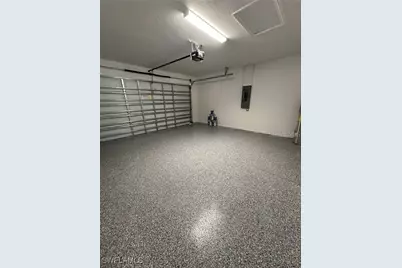 925 NW 9th Avenue, Cape Coral, FL 33993 - Photo 15