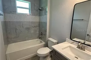 925 NW 9th Ave, Cape Coral, FL 33993 - Photo 9