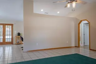 727 NE 130th Terrace, Silver Springs, FL 34488 - Photo 19