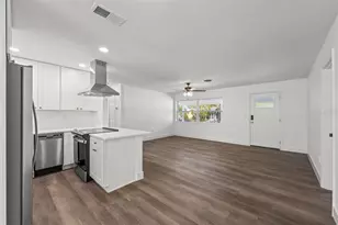 5224 52nd Ave N, Saint Petersburg, FL 33709 - Photo 11