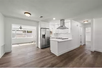 5224 52nd Avenue N, Saint Petersburg, FL 33709 - Photo 7