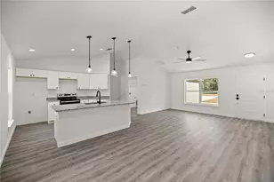 24125 NW Foxglove Ln, Dunnellon, FL 34431 - Photo 7