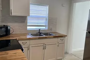 2211 SW 1st St, Ocala, FL 34475 - Photo 7