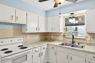 8810 SE 88th Pl, Ocala, FL 34472 - Photo 9