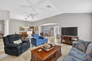 7814 SE 166th Smallwood Pl, The Villages, FL 32162 - Photo 9