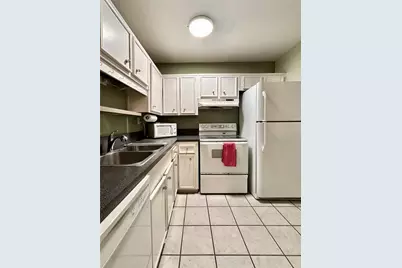 2834 SW 14th Drive #305, Gainesville, FL 32608 - Photo 11