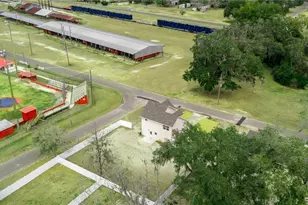 310 SE 6th St, Williston, FL 32696 - Photo 37