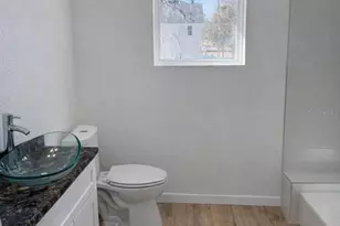 310 SE 6th St, Williston, FL 32696 - Photo 19