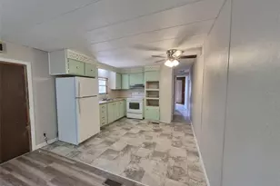 18565 SE 24th Ln, Ocklawaha, FL 32179 - Photo 13