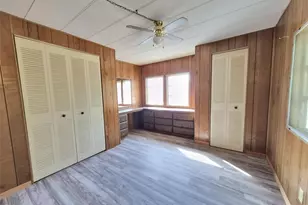18565 SE 24th Ln, Ocklawaha, FL 32179 - Photo 11