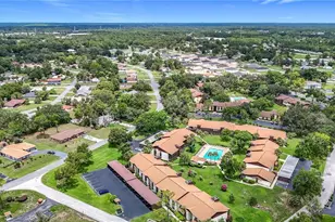 548 Fairways Dr, Ocala, FL 34472 - Photo 1