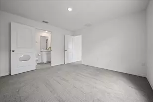 8471 Clearway Dr, Wildwood, FL 34785 - Photo 51