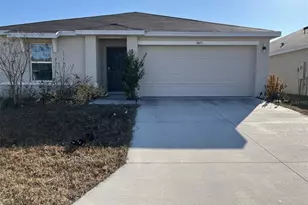 8471 Clearway Dr, Wildwood, FL 34785 - Photo 1