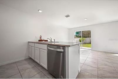 8471 Clearway Drive, Wildwood, FL 34785 - Photo 9