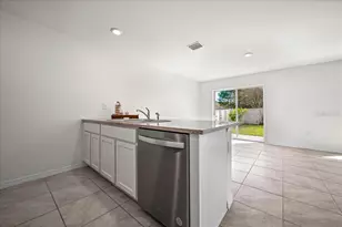 8471 Clearway Dr, Wildwood, FL 34785 - Photo 9
