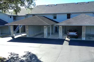 810 E Gilchrist Ct, Hernando, FL 34442 - Photo 1